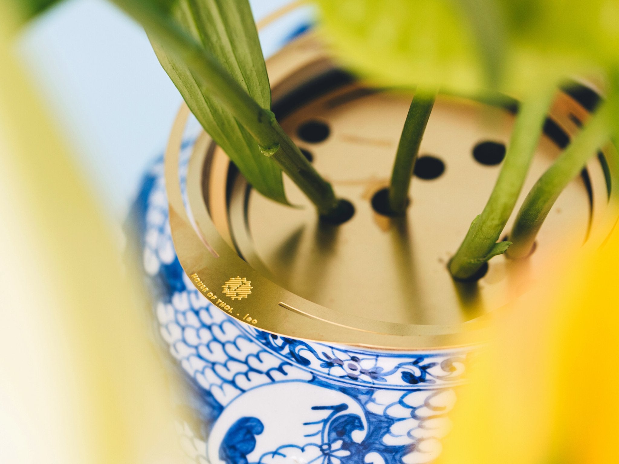 Bloemenschijf messing sterrenbeeld - Clay & Roots - van de kwekerij